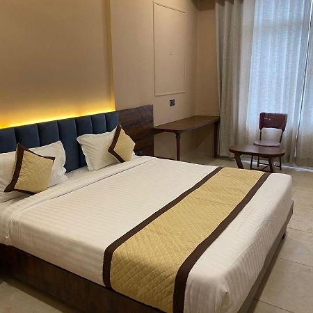 Hotel The Sarbati Palace Shāhpura Zewnętrze zdjęcie